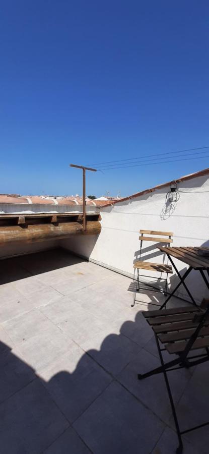 Jolie Maisonnette A Proximite De Toutes Commodites Saintes-Maries-de-la-Mer Exterior photo